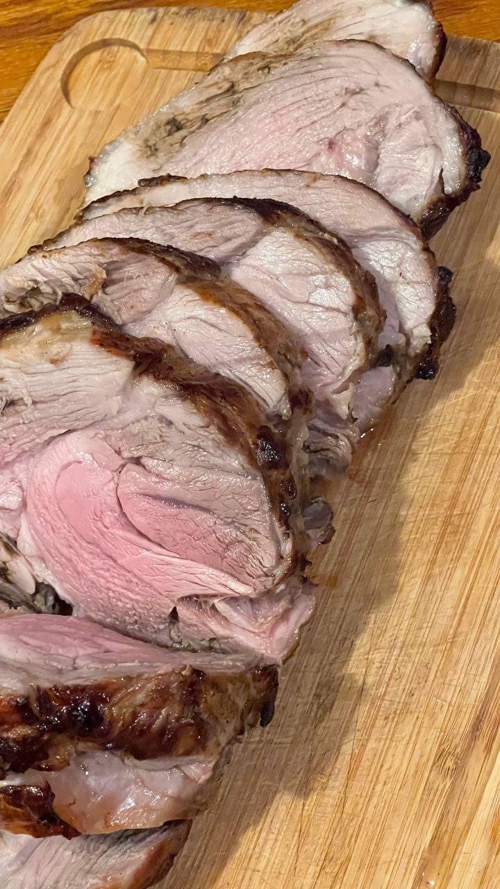 Свиной зад в духовке или аэрогриле и секреты маринадов