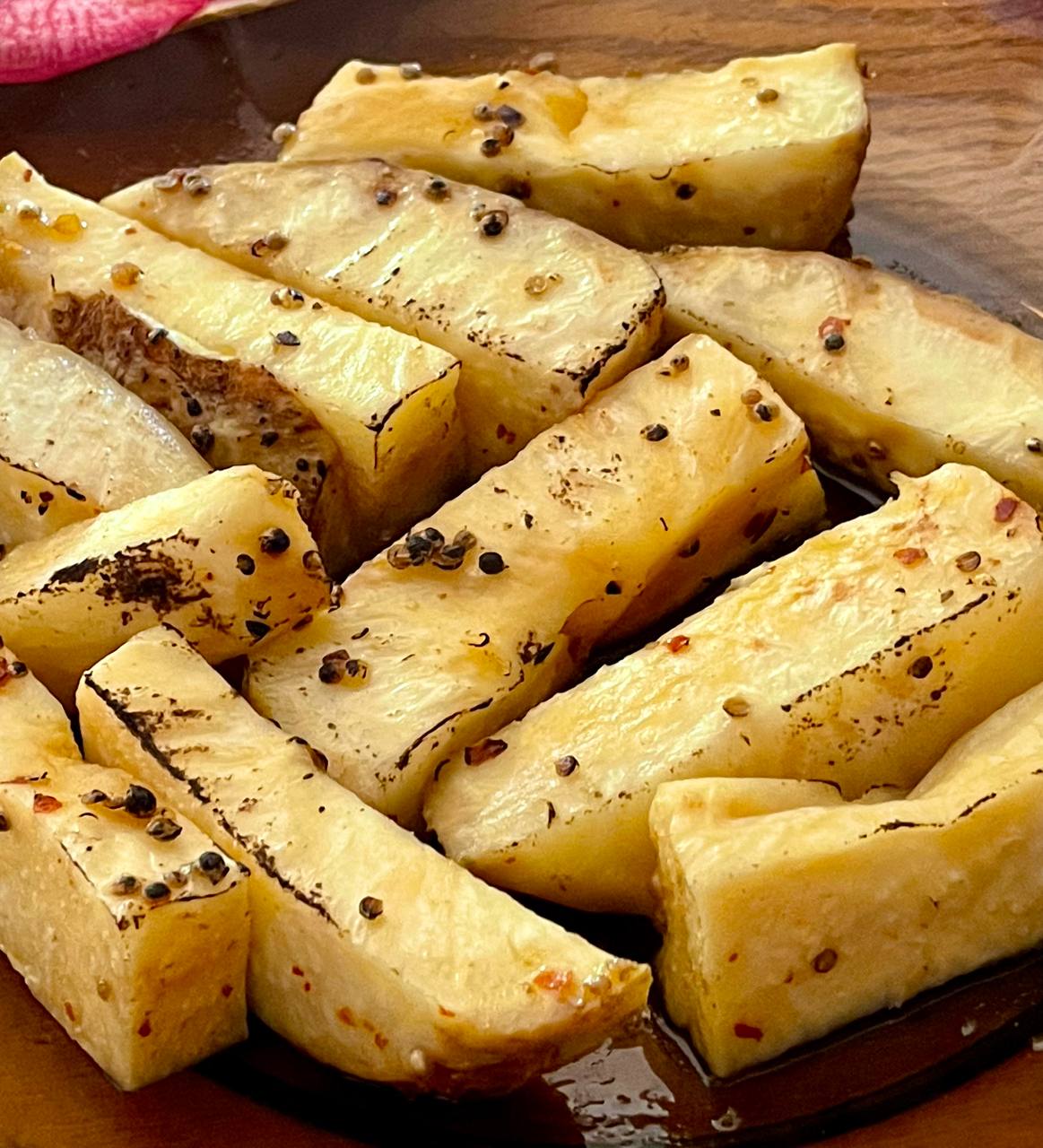 Запечённый корень сельдерея с кориандром