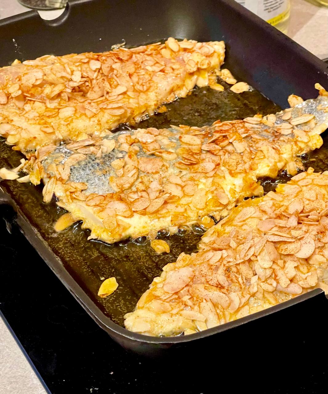 Романтический ужин. Рыба в миндальных лепестках