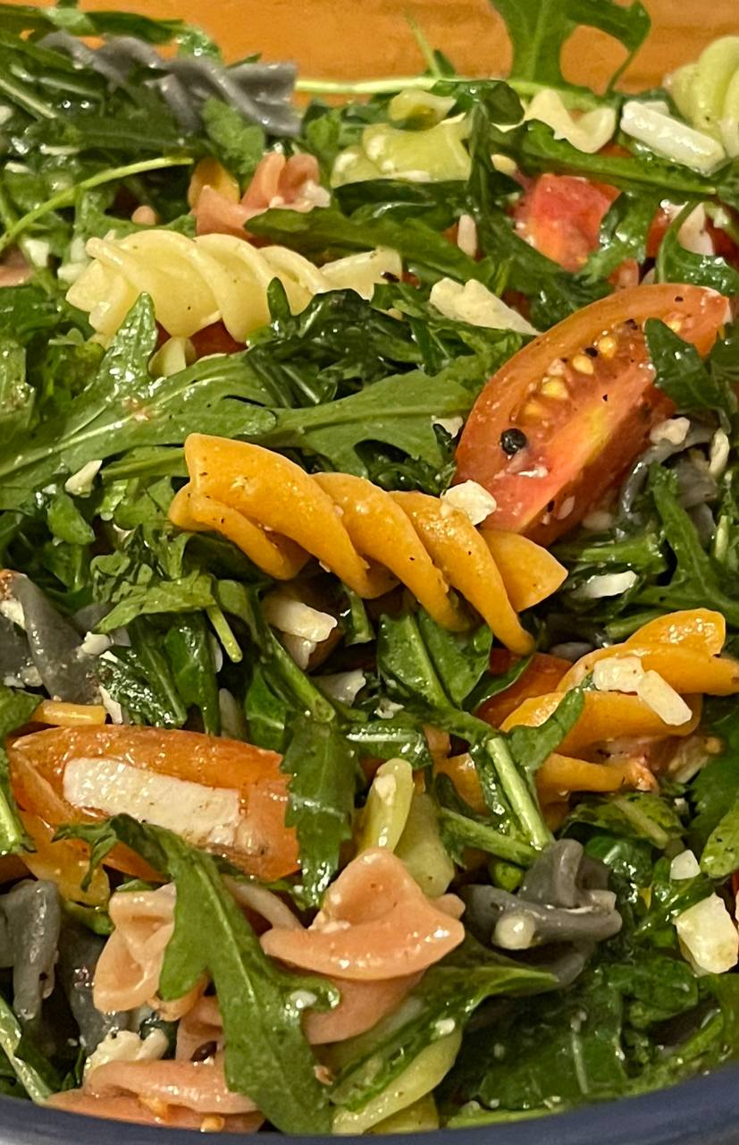 Салат с пастой