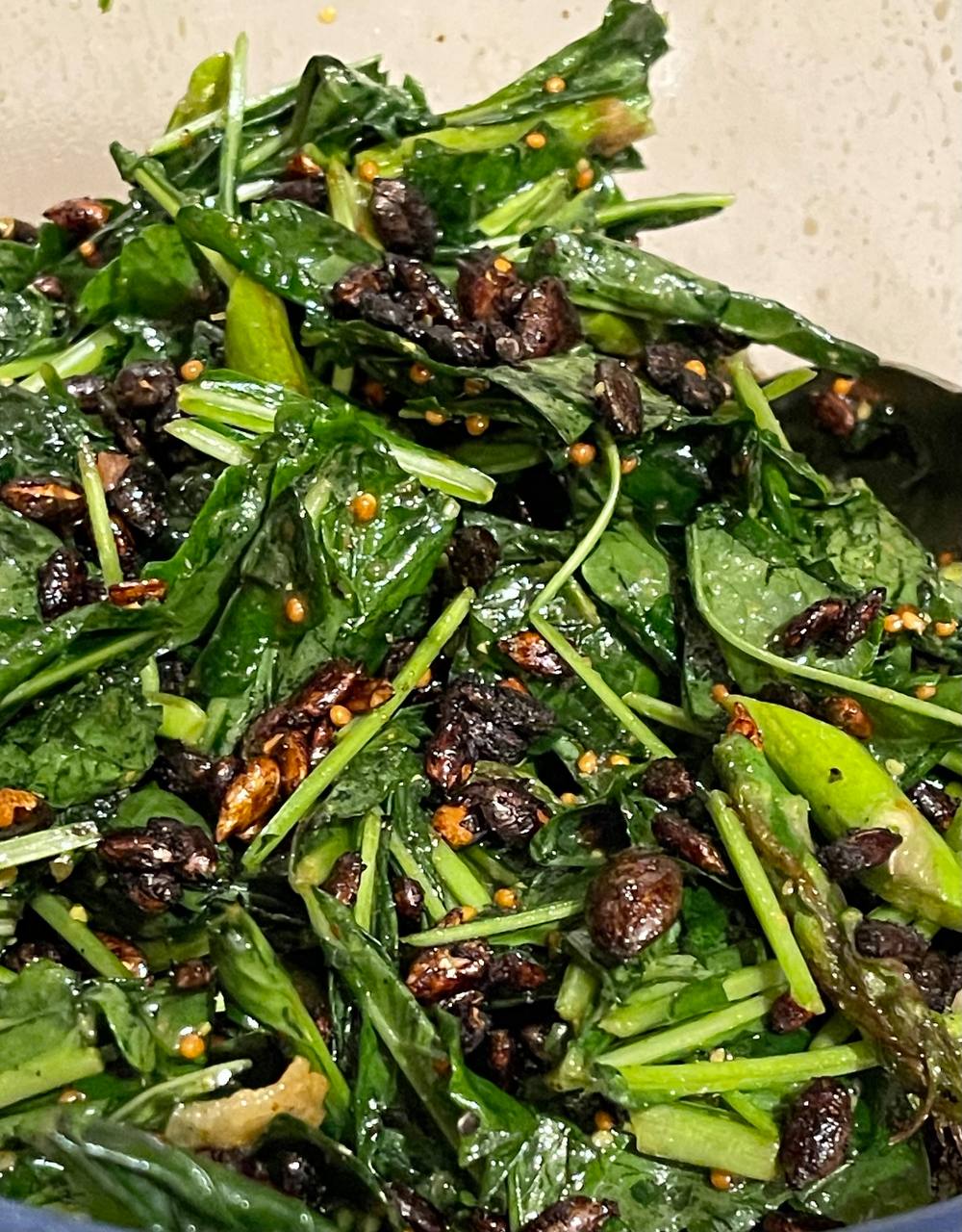 Кейл со спаржей